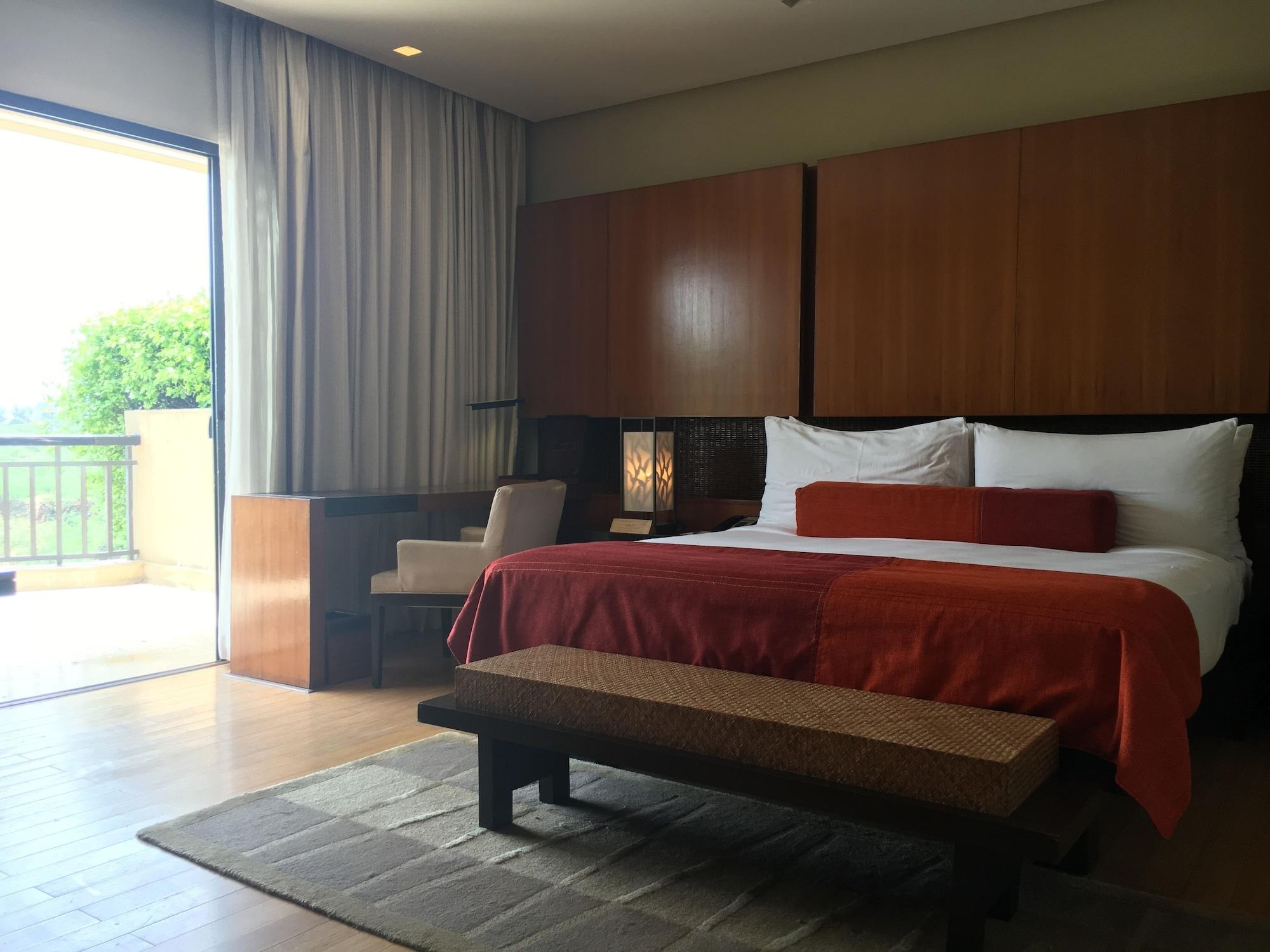 Vivanta Surajkund, NCR Faridabad Buitenkant foto A bedroom at the hotel