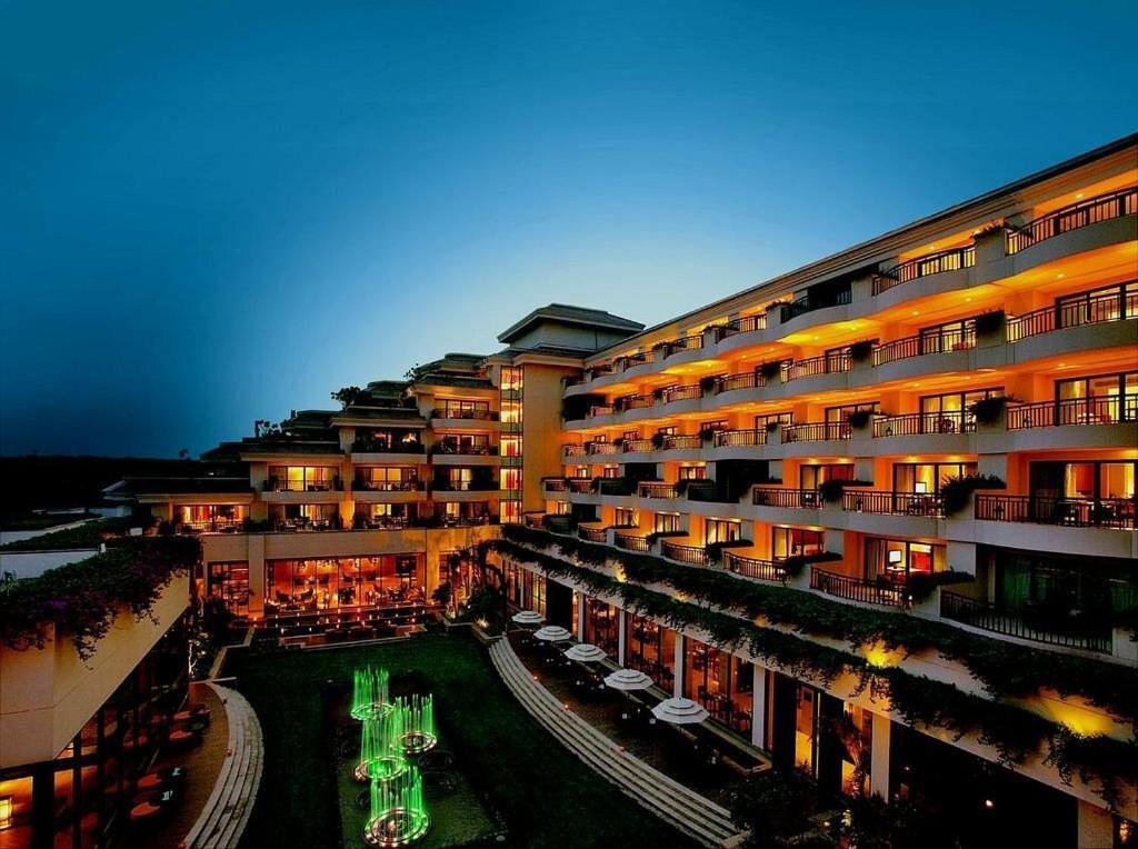 Vivanta Surajkund, NCR Faridabad Buitenkant foto The Royal Olympic Hotel
